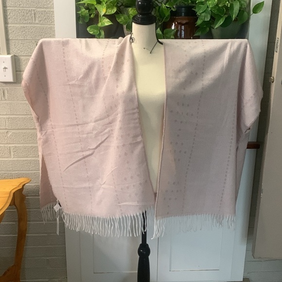 Gentle Fawn Hermosa kimono cover up cozy shawl shrug blush and pink NWT - Picture 2 of 13